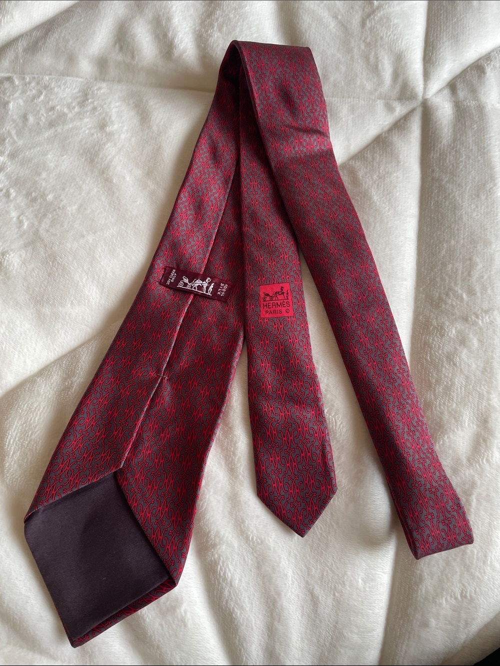 Auth.Hermes Paris France 100% Silk Red Grey H Patterned Silk Tie Rare - Picture 8 of 9
